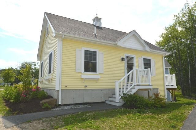 Sand Dollar Real Estate LLC-Cottage 19-image-1