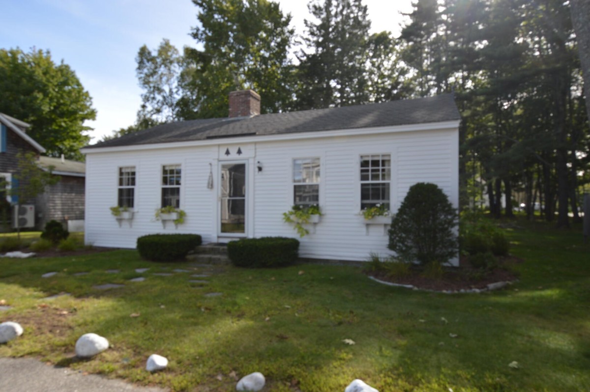 Sand Dollar Real Estate LLC-Queen-image-1