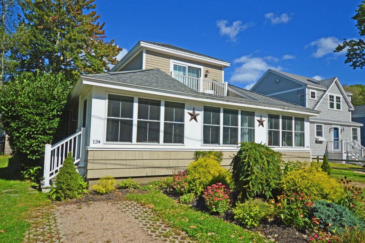 Sand Dollar Real Estate LLC-Rising Tide Ste B-image-1